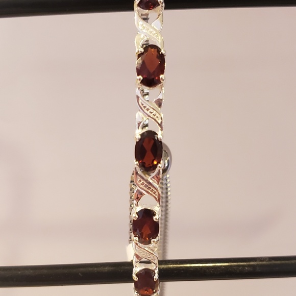 BOLOS - Picture 2 of 5